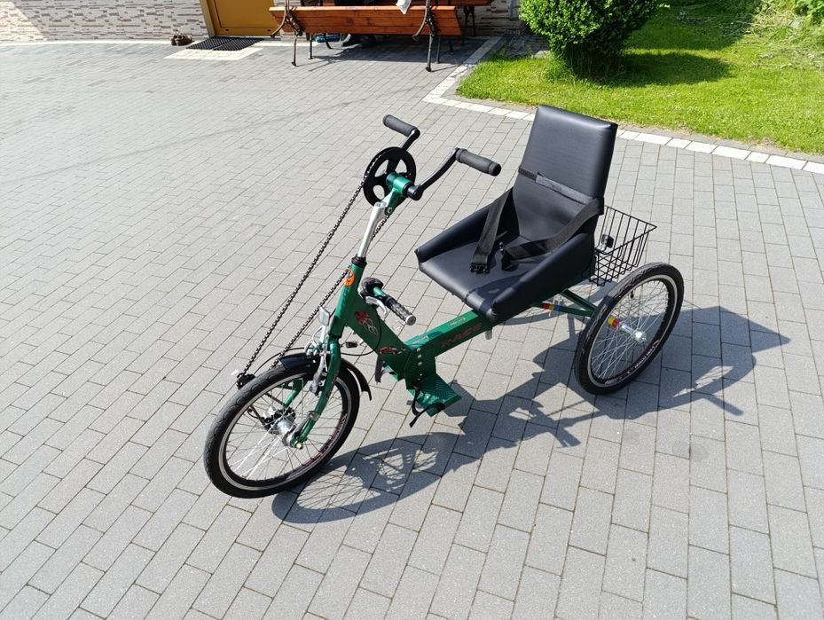Rower o napędzie recznym