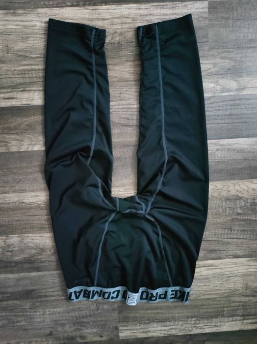 świetne legginsy NIKE PRO COMBAT 3/4