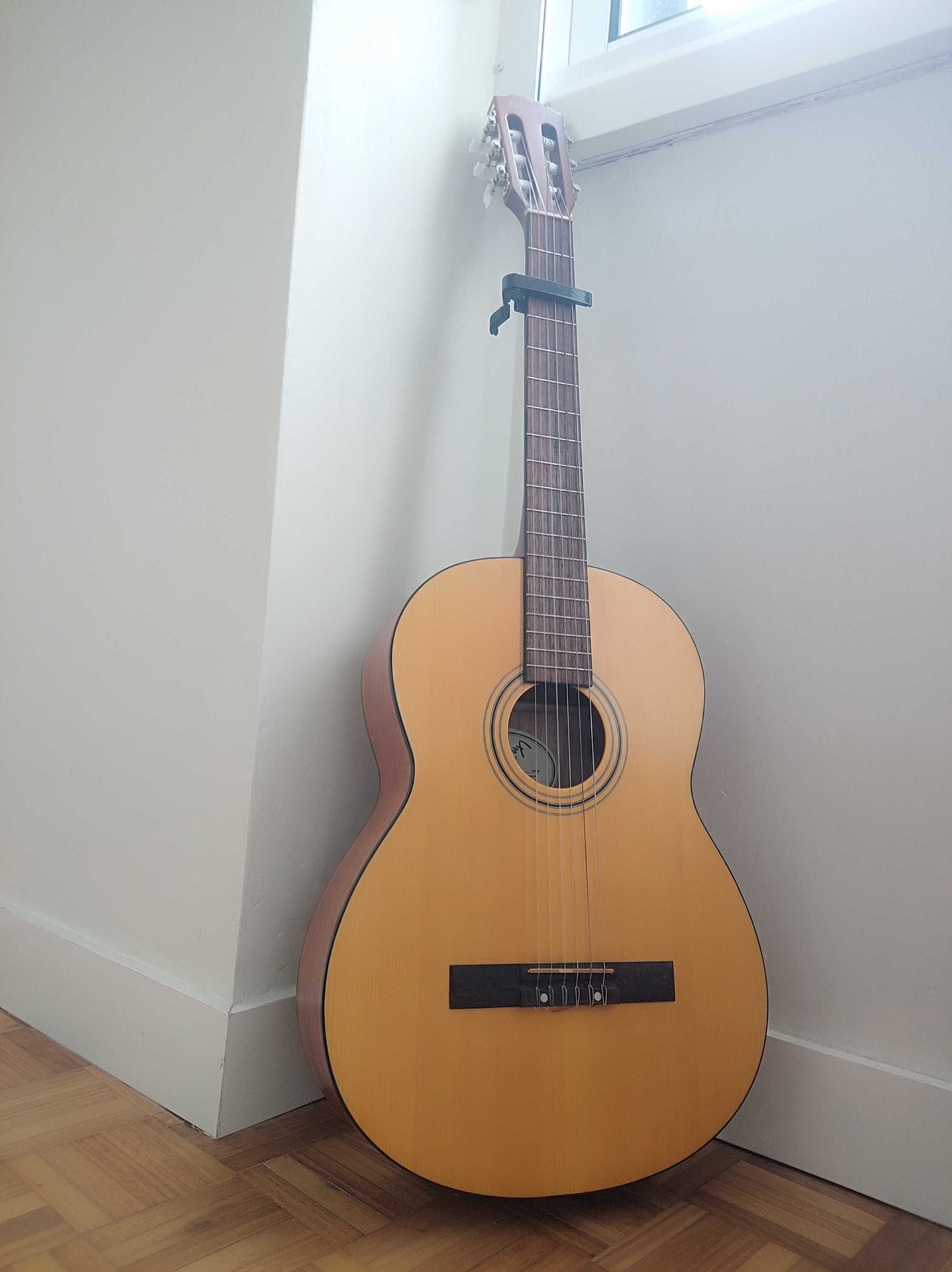 Guitarra acústica - Fender