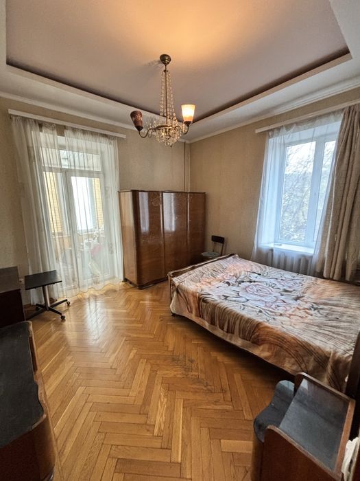 Сталінка у Приморському районі: 2 парки через дорогу, море 15хв. пішки