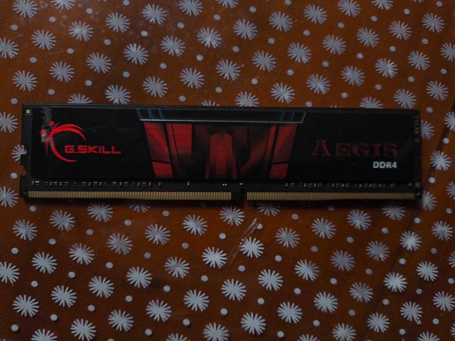 еративна пам'ять G.Skill Aegis DDR4 4GB 2400MH