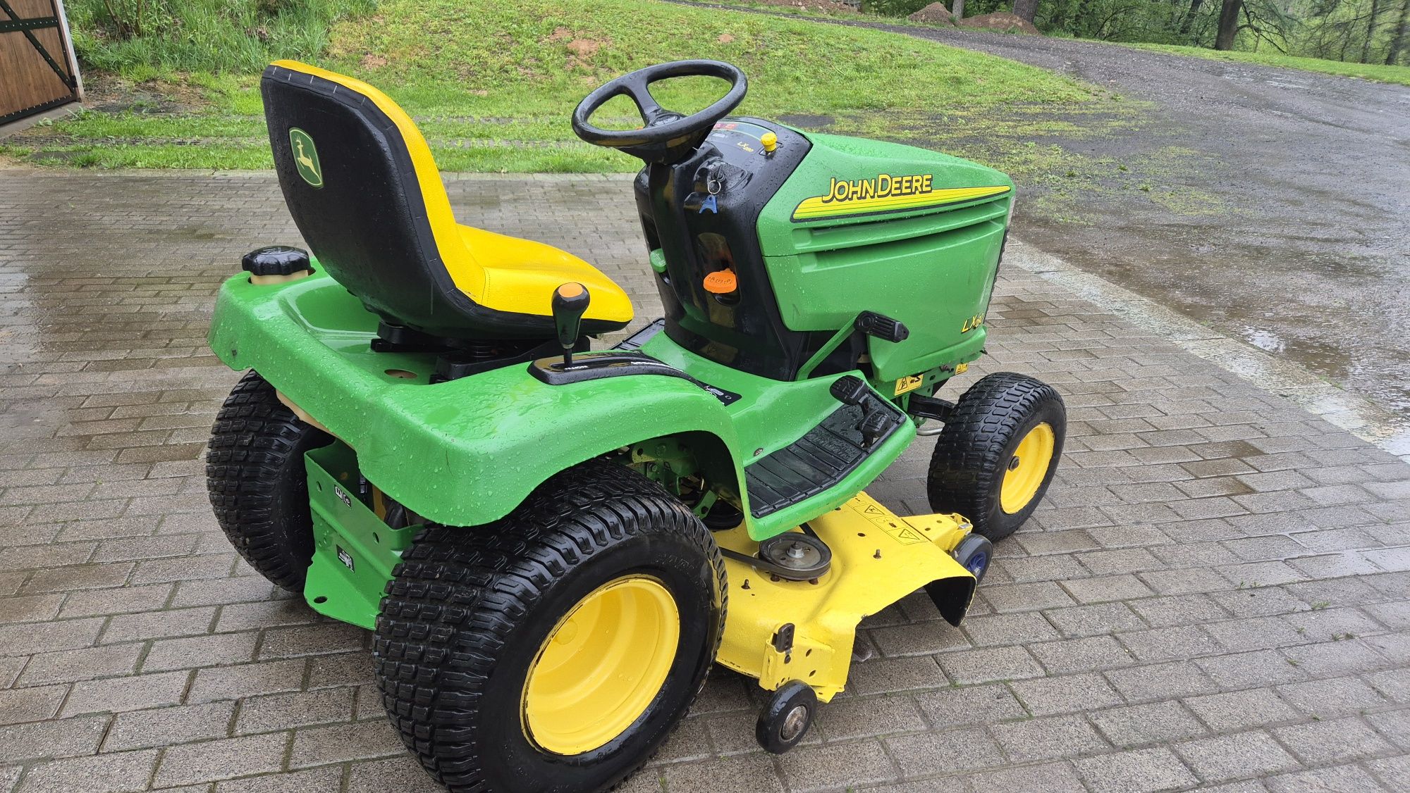 Traktorek kosiarka John Deere lx280