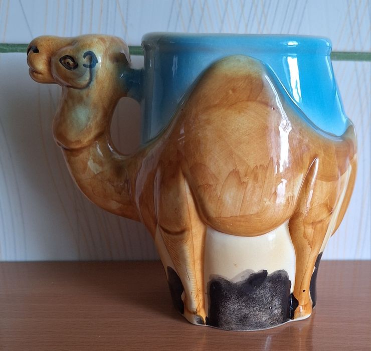 Kubek ceramiczny wielbłąd