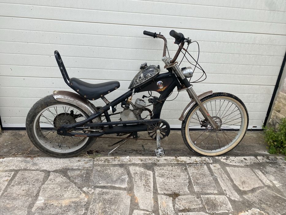 Mota Chopper com pedais
