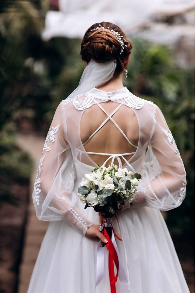 Весільна сукня, міді, S-M