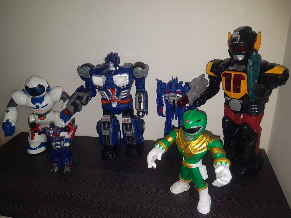 ROBOTY  roboty interaktywne