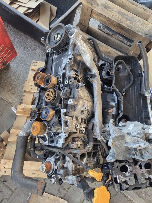 Subaru EJ253 uszkodzony słupek + osprzęt