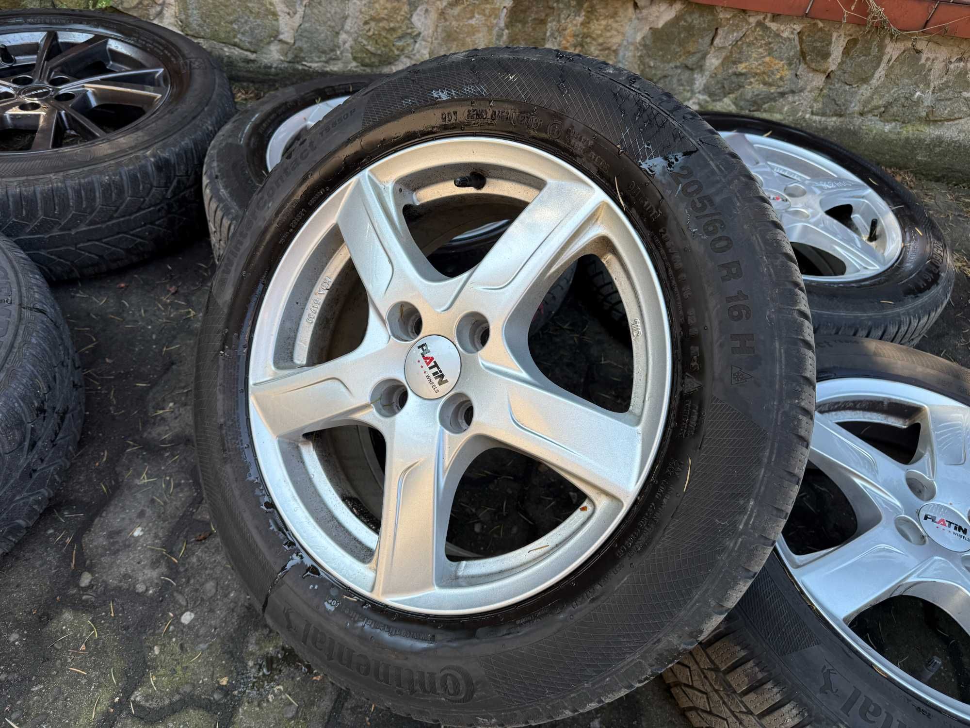 Felgi aluminiowe 16" 4x108 Ford EcoSport Fiesta z oponami zimowymi