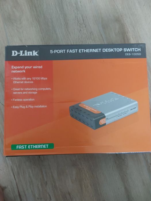 5 портовий комутатор D-Link