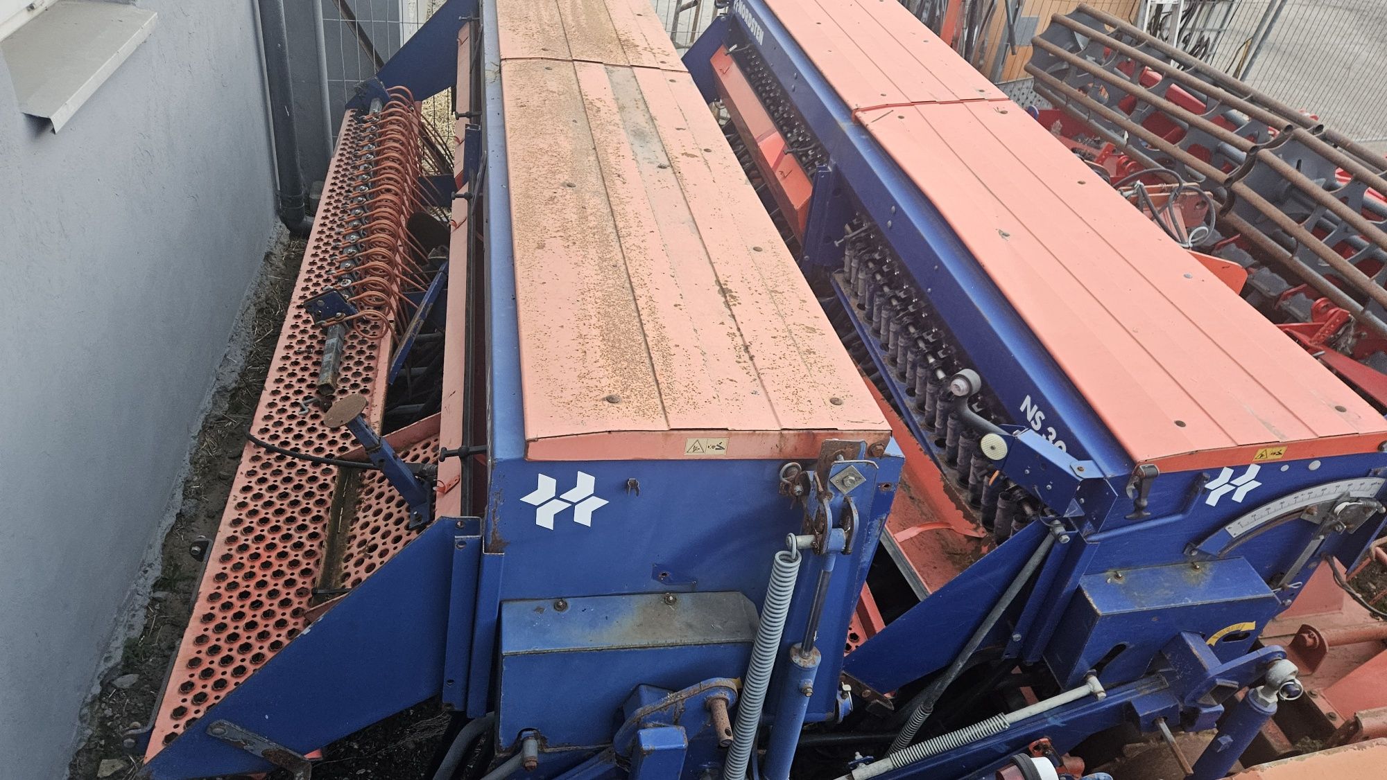 Siewnik Nordsten 3040+Kuhn brona
