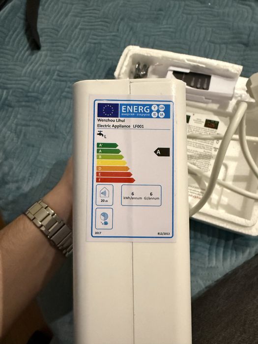 Aquecedor de água elétrico instantâneo