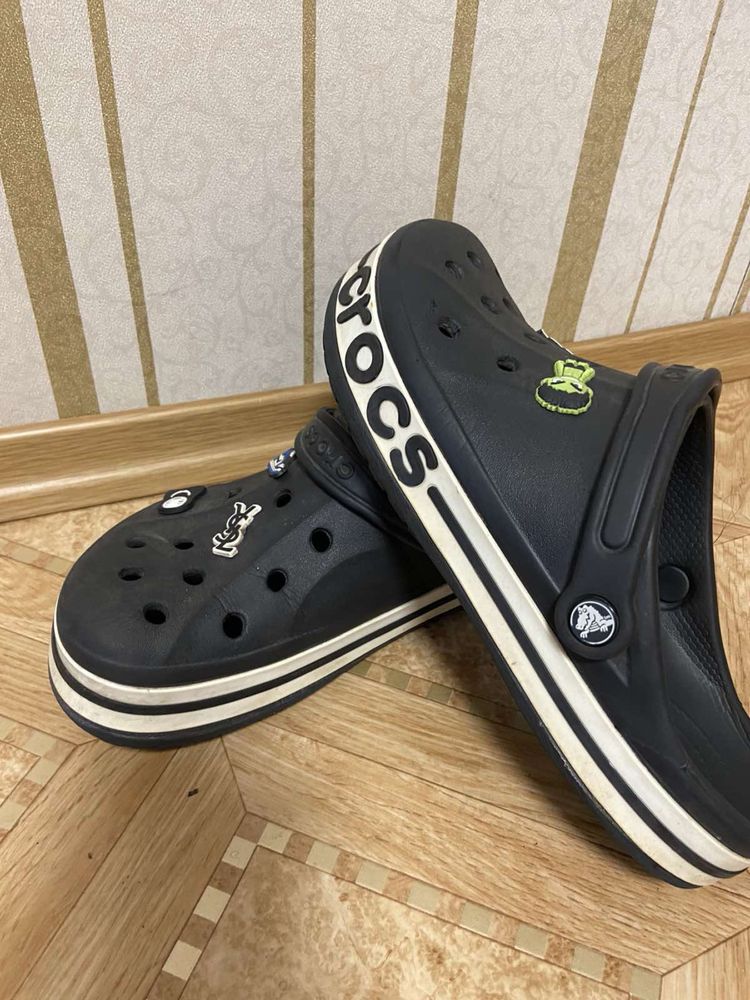 Тапочки crocs в хорошем состояний