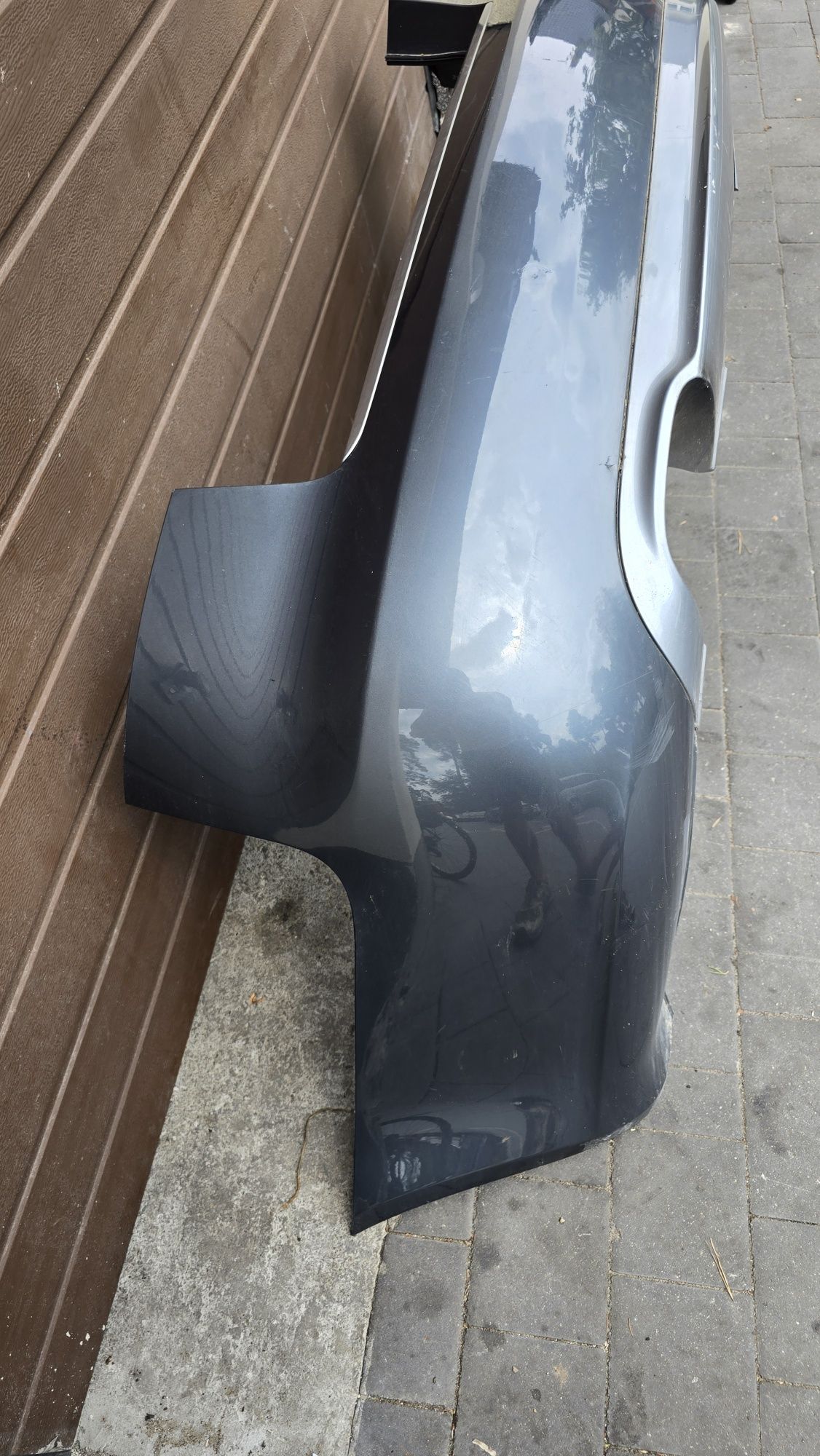 Zderzak tył tylni Audi A4 B7 sedan LX7Z