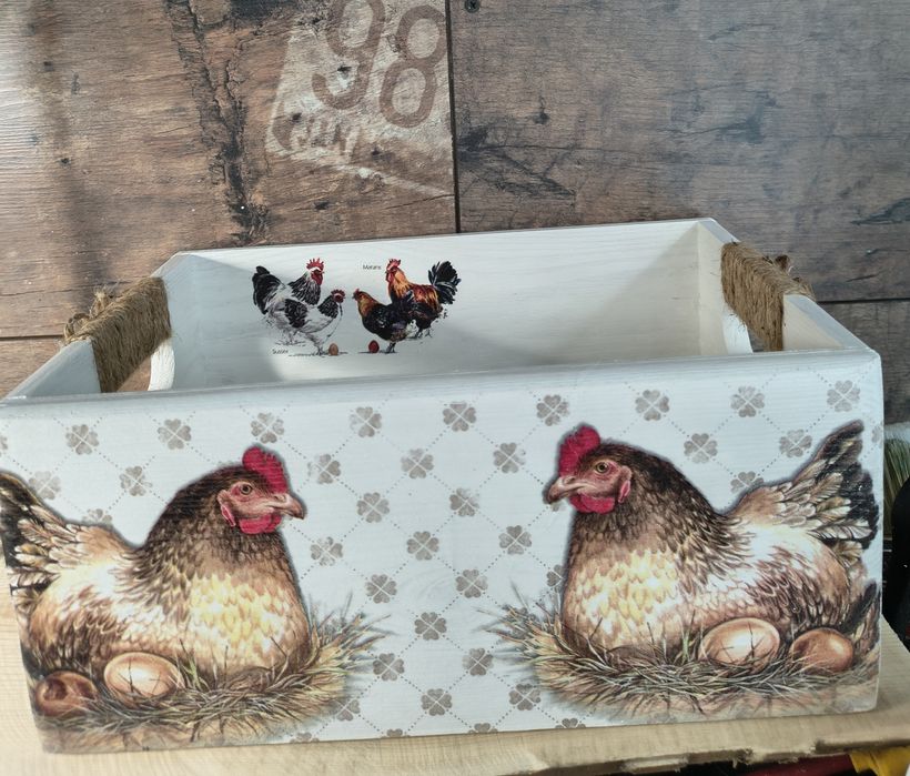 Skrzynka drewniana kury decoupage