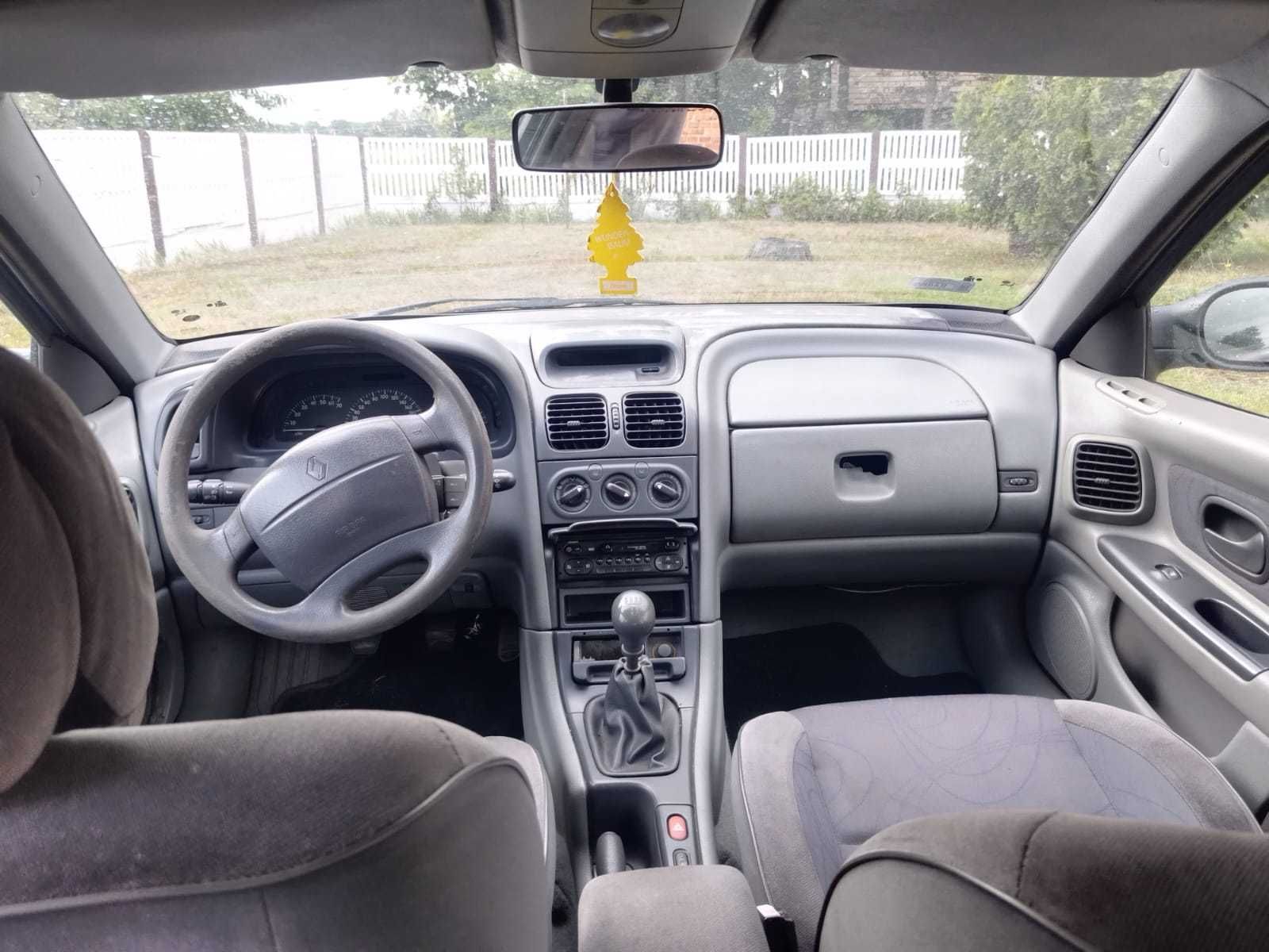 Renault Laguna I