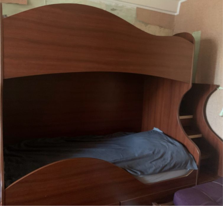 Продам СРОЧНО двухярусную кровать