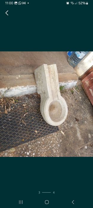 Pia de pedra redonda