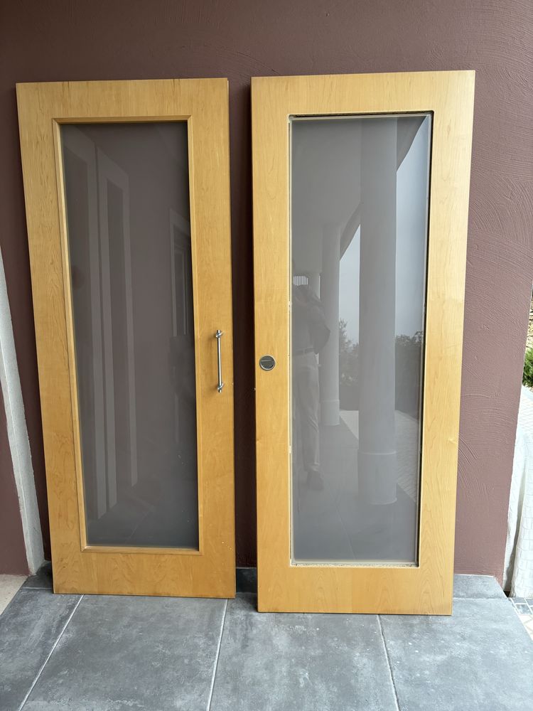 Portas de correr em cassete