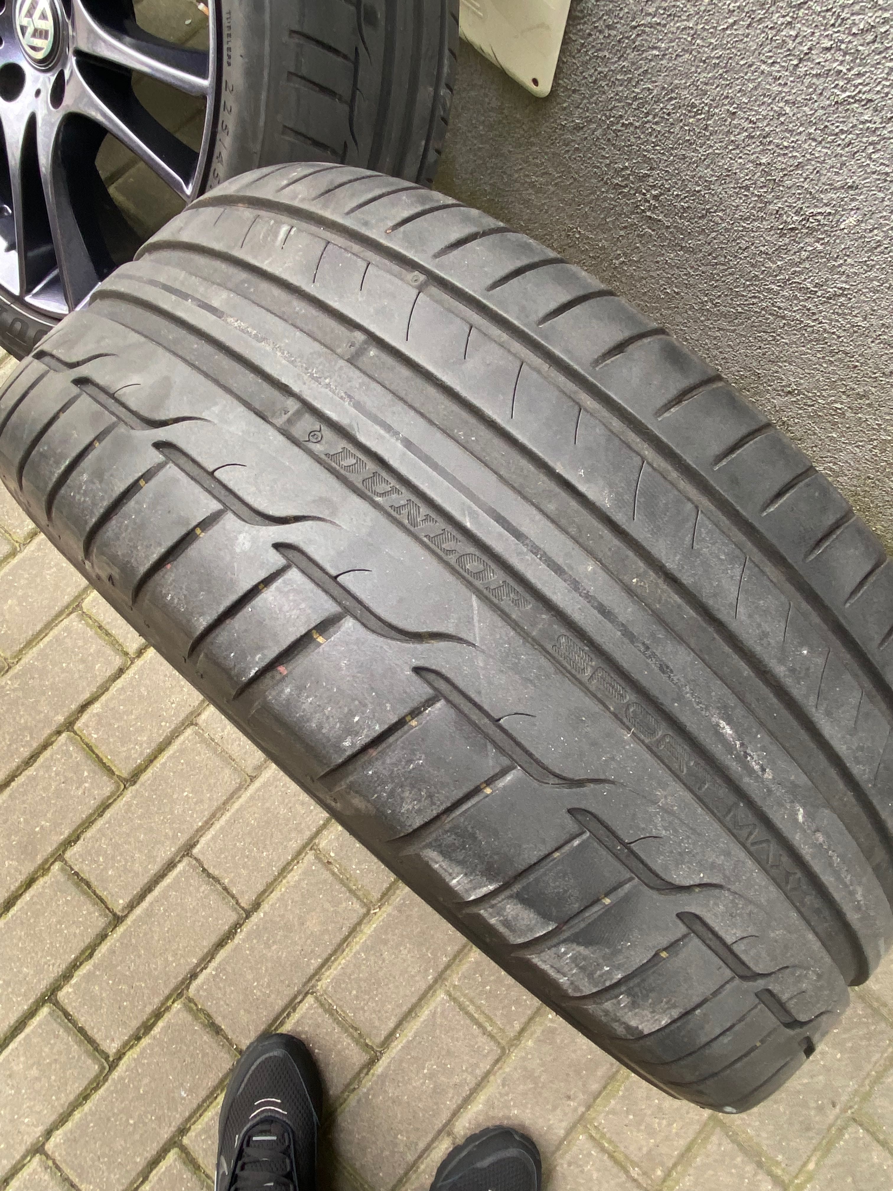 DUNLOP 225/45 5x112