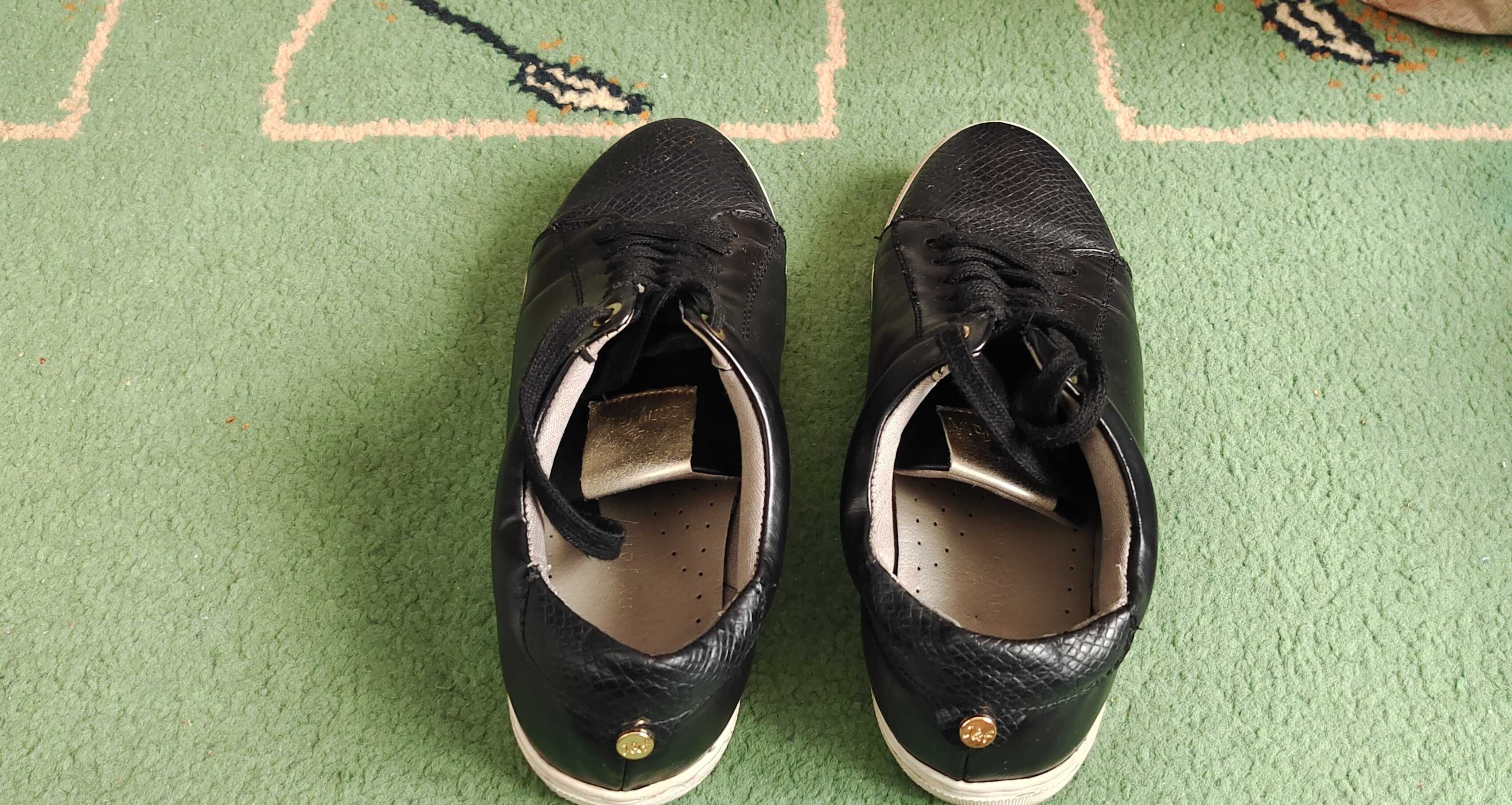 Czarne buty sportowe, rozmiar 38, Jenny Fairy