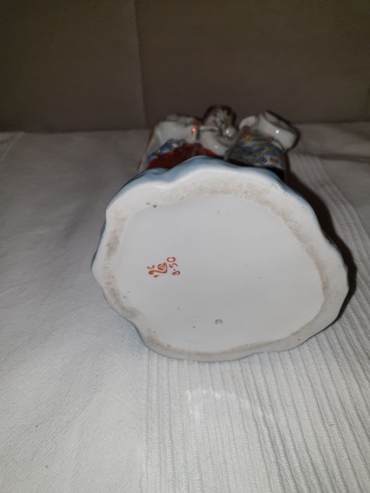 Figurka porcelanowa Noc majowa