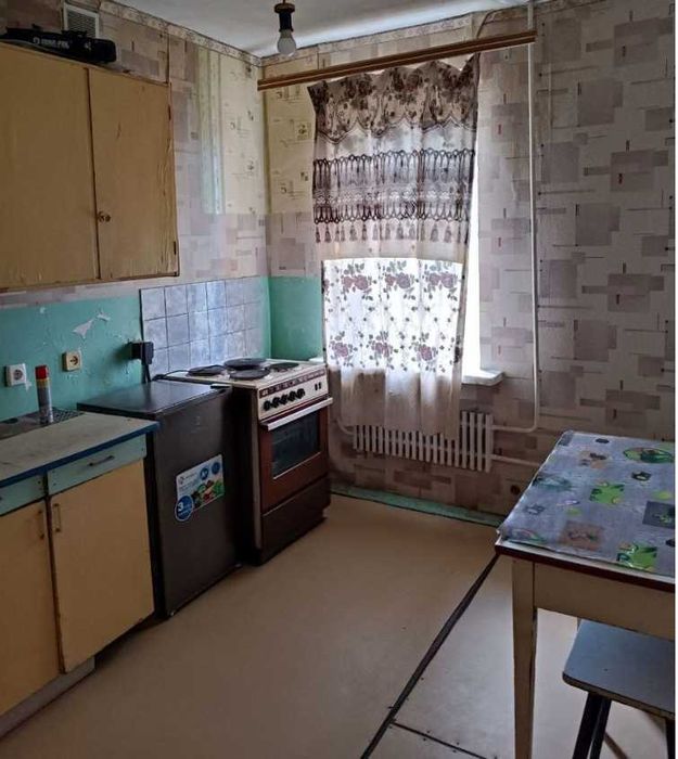Продається 2к квартира Новобаварський район (Новожаново) (88736)