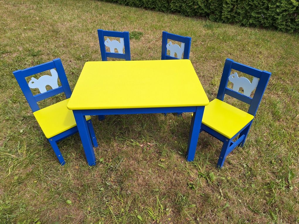 Stół + 4 krzesla dziecięce