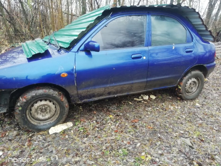 Продам мазду 121