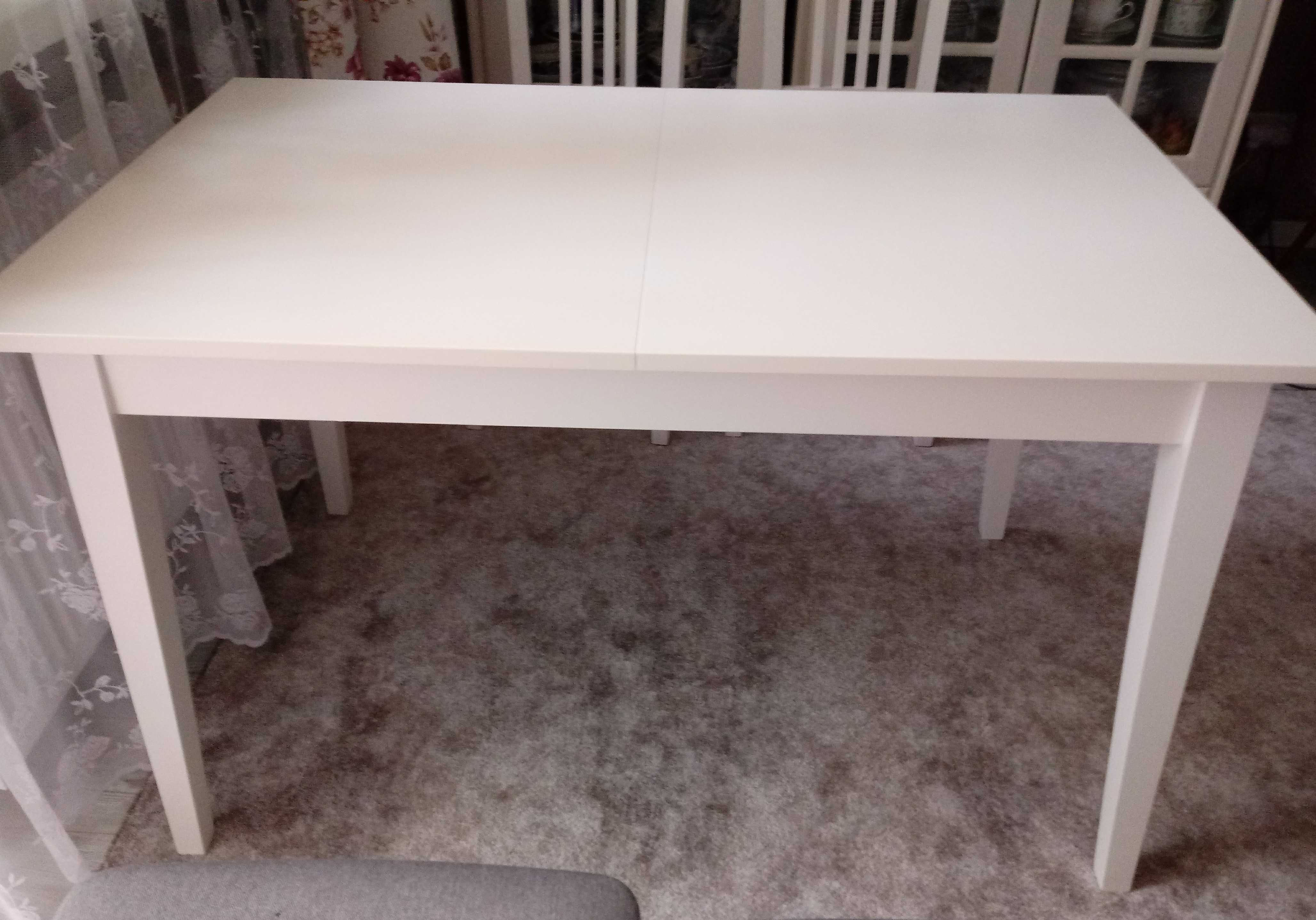 Stół biały w bardzo dobrym stanie