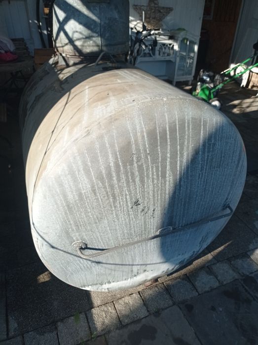 Zbiornik na paliwo 1000l