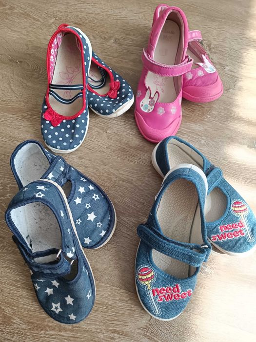 Взуття дитяче тапки