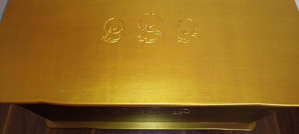 Baú de criança em madeira maciça