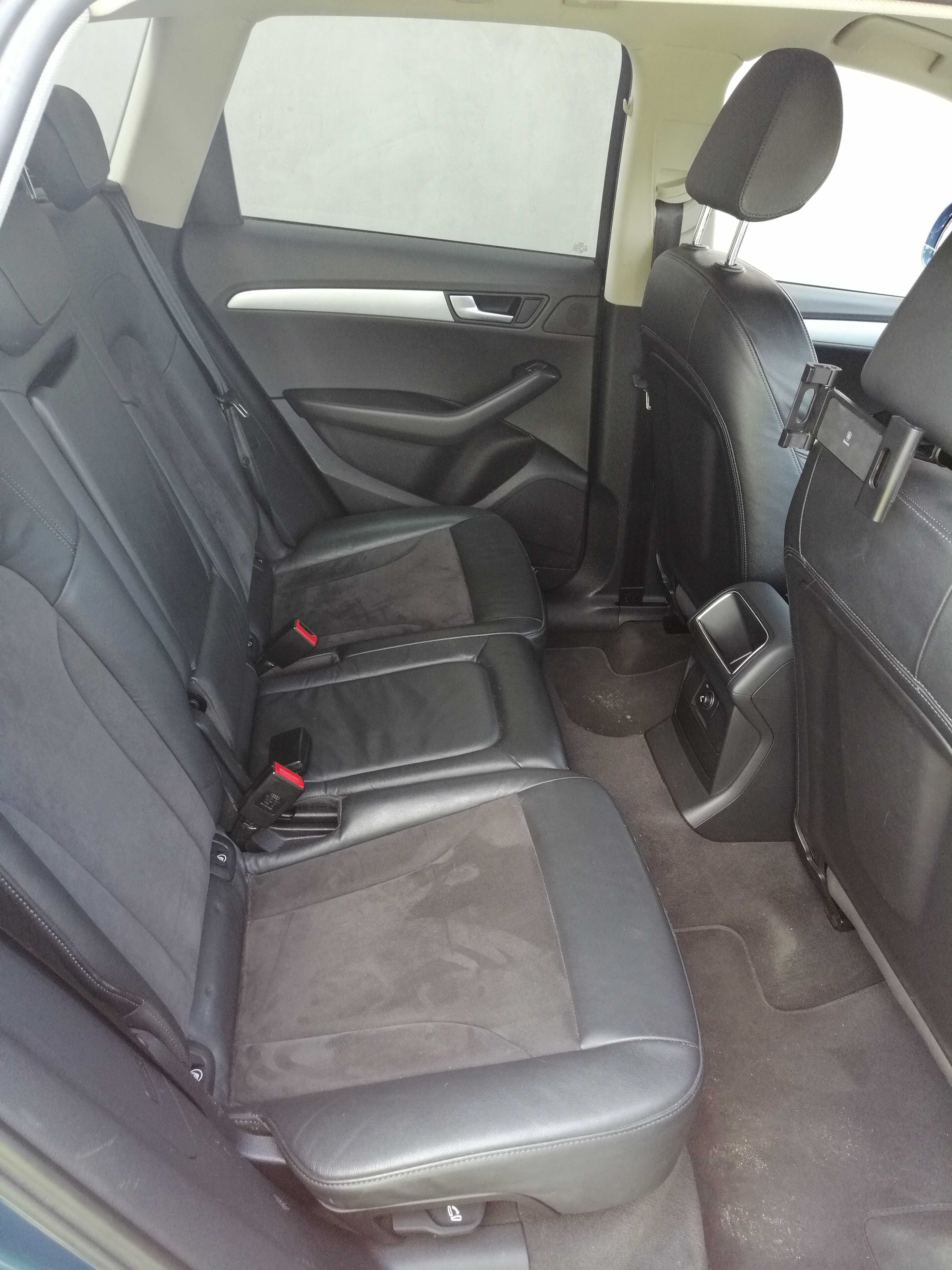 AUDI Q5 3.0 TDI QUATTRO  S-line ..