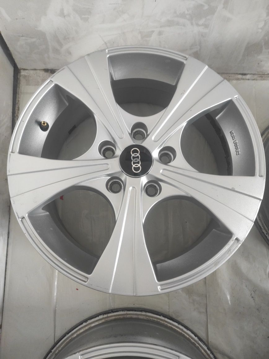 121 Felgi aluminiowe AUDI R 16 5x112 otwór 57,1