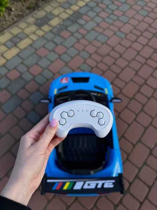 Дитячий електромобіль Авто для дитини