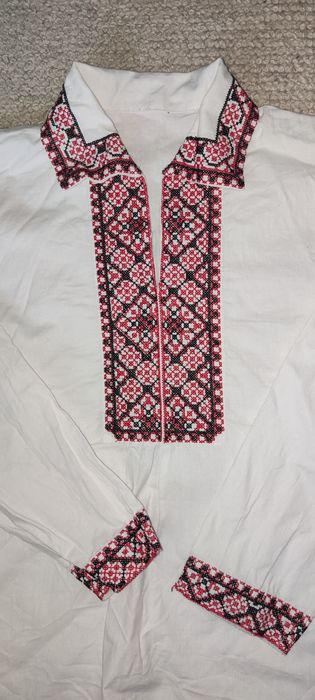 Вишиванка для хлопчика 8-10 років