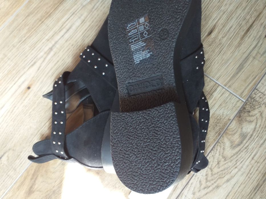 Botki zamszowe czarne