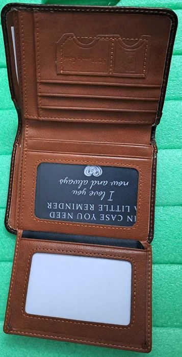 Carteira em pele - Novo