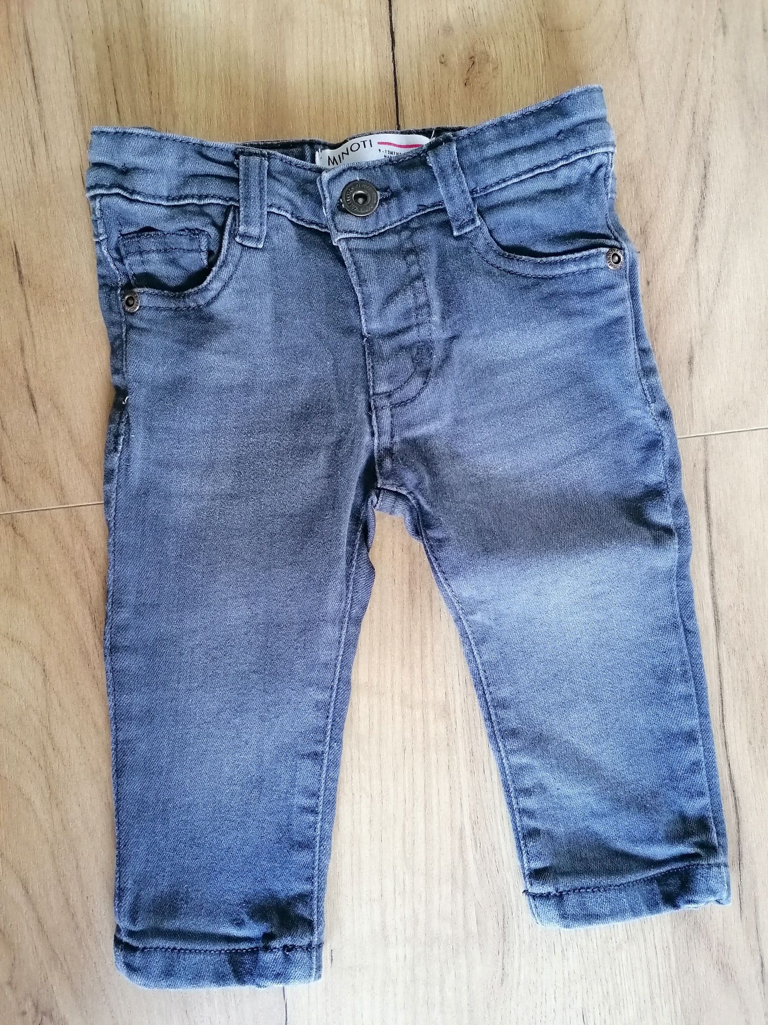 Szare spodnie, jeansy chłopięce, rozmiar 74/80