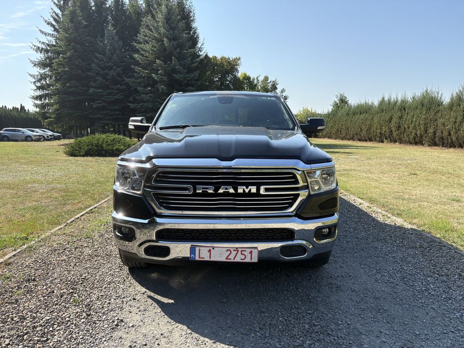 Dodge Ram 1500  3,6 benz z przebiegiem 11200 km