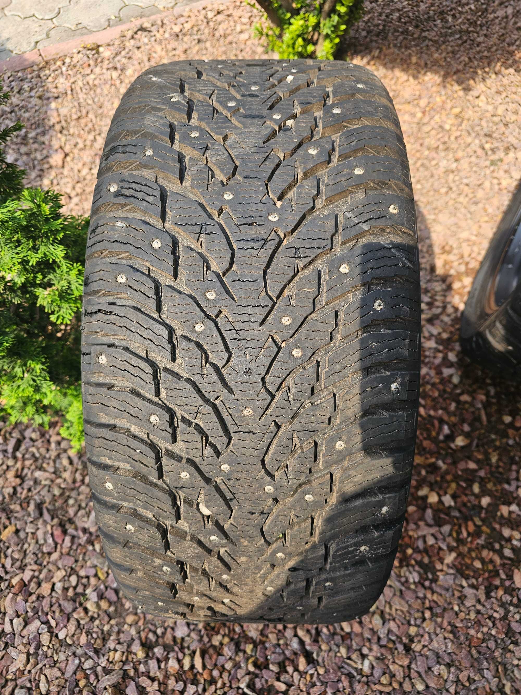 Продам диски з шинами Nokian Hakkapeliitta 9 SUV(шип) 295/40 r20