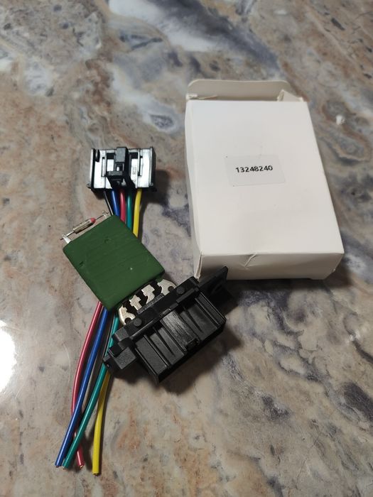 13248240 Резистор печки