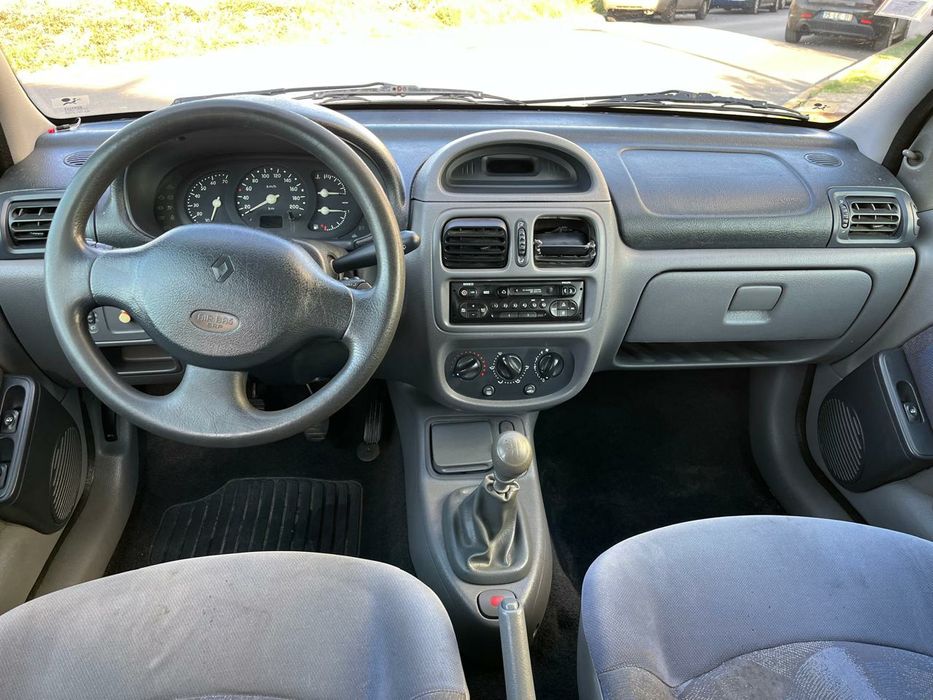 Renault Clio 1.2 RT 210.000km