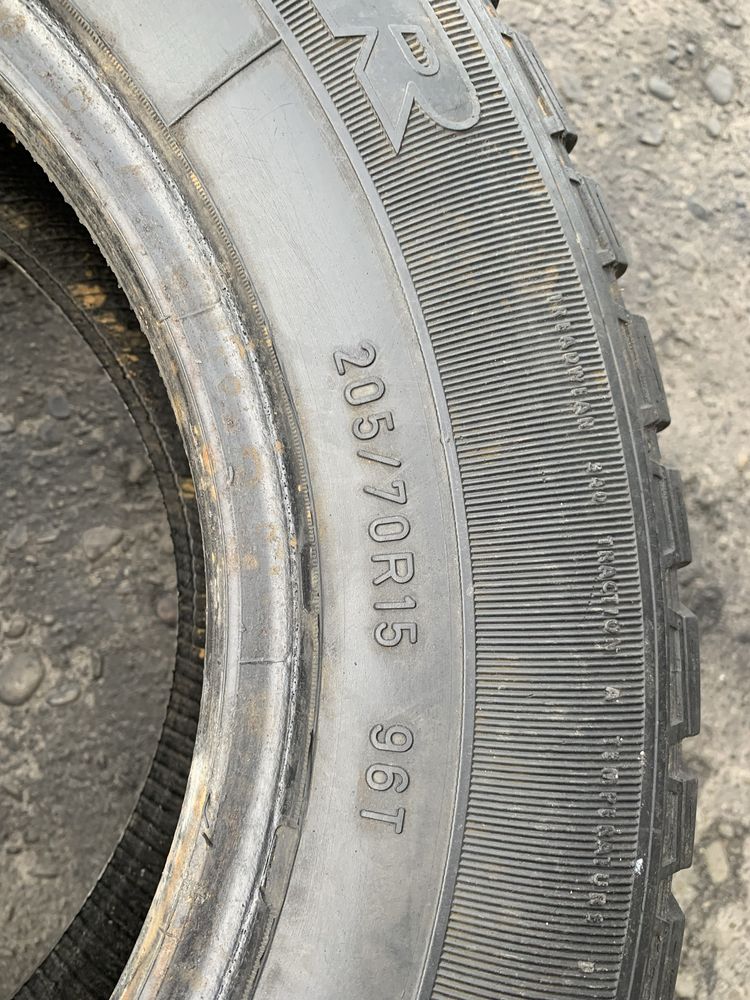 Шини 205/70 R15 Goodyear 7мм 205 70 15