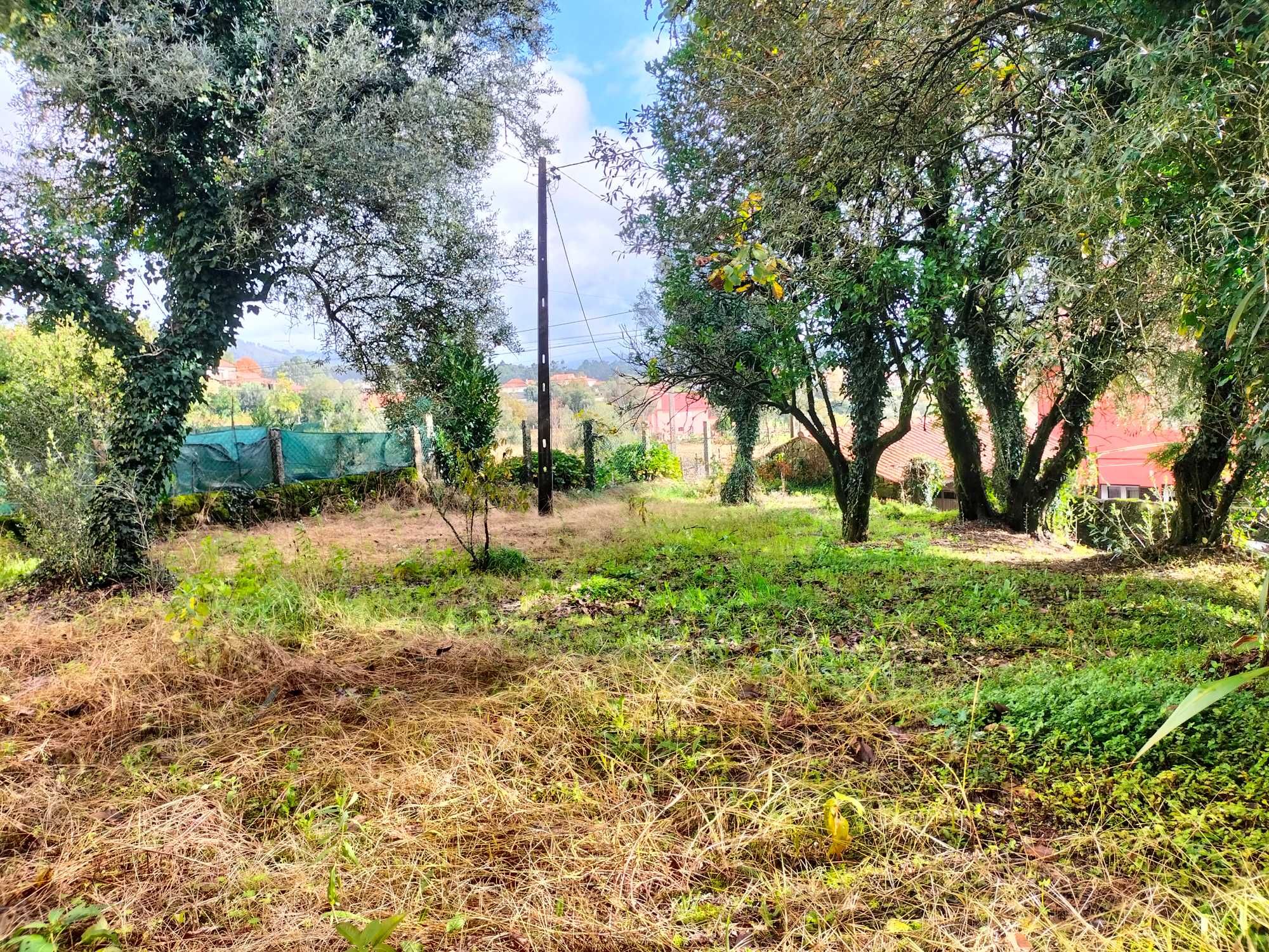 casa muito antiga e charmosa com luz e água