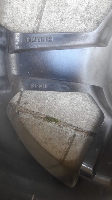 Volvo felgi aluminiowe 17 cali