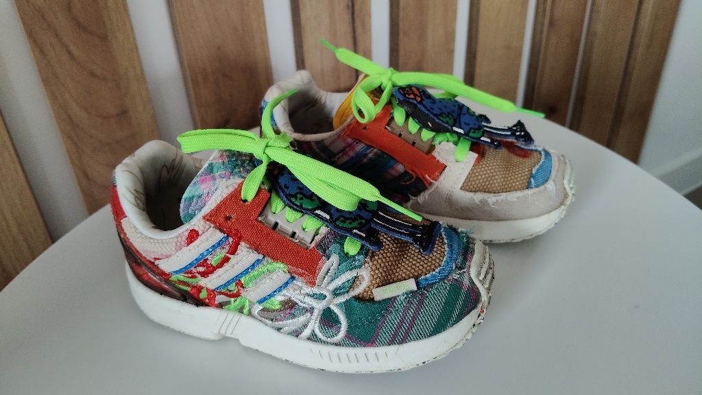 Adidaski dla dziewczynki rozm 26