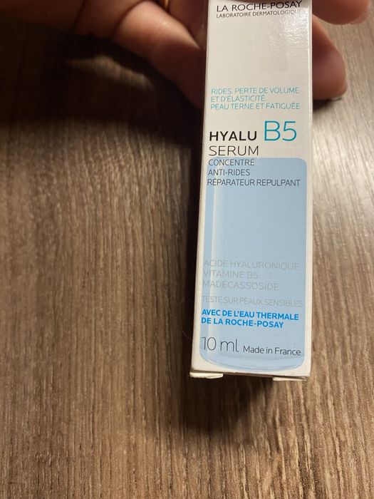 Дерматологічна сироватка від La Roche-Posay Hyalu B5 Serum
