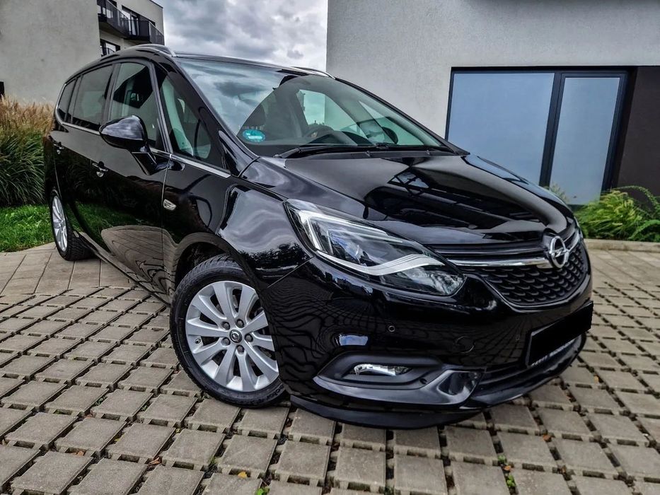 Opel Zafira POLIFTOWA+fullLED+Nawi+Alu17+kamera+serwis+7OSÓB+HAK+