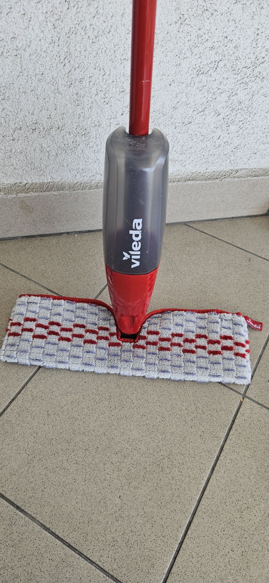 Mop Vileda ze spryskiwaczem